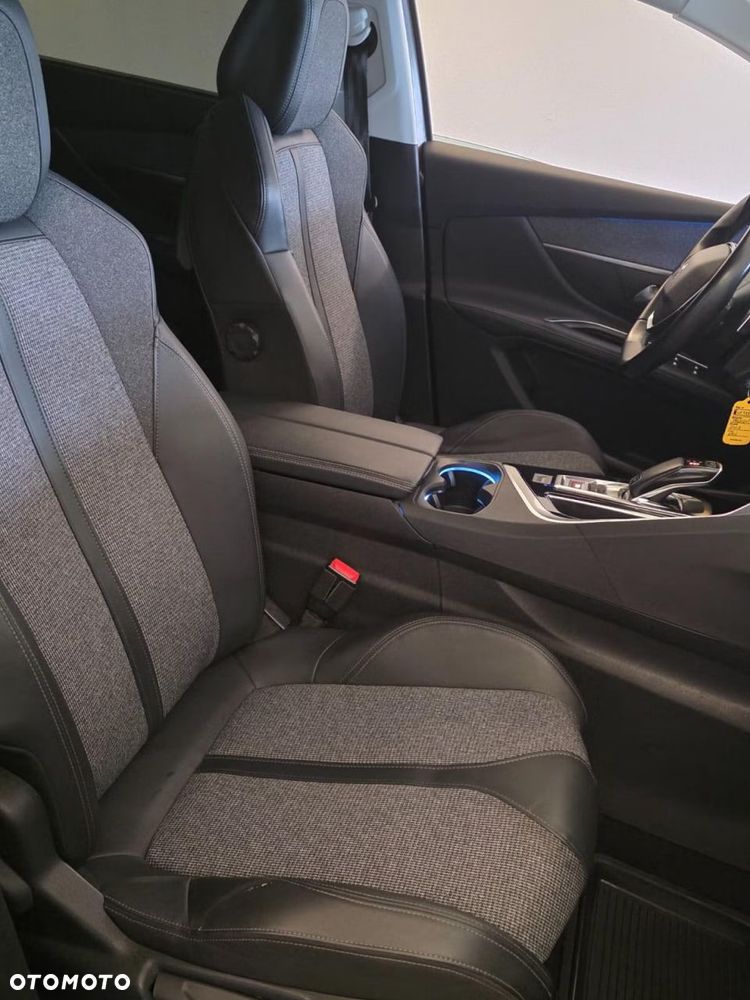 Peugeot 5008 PureTech 130 EAT8 Stop & Start Allure - 15