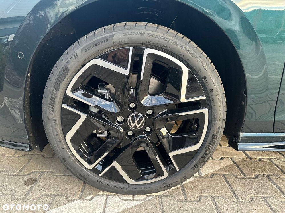 Volkswagen Golf Variant 2.0 TDI R-Line Plus DSG - 34