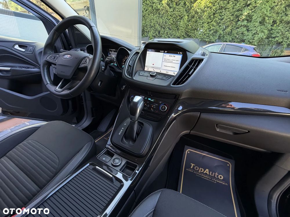 Ford Kuga 2.0 TDCi 2x4 Titanium - 16