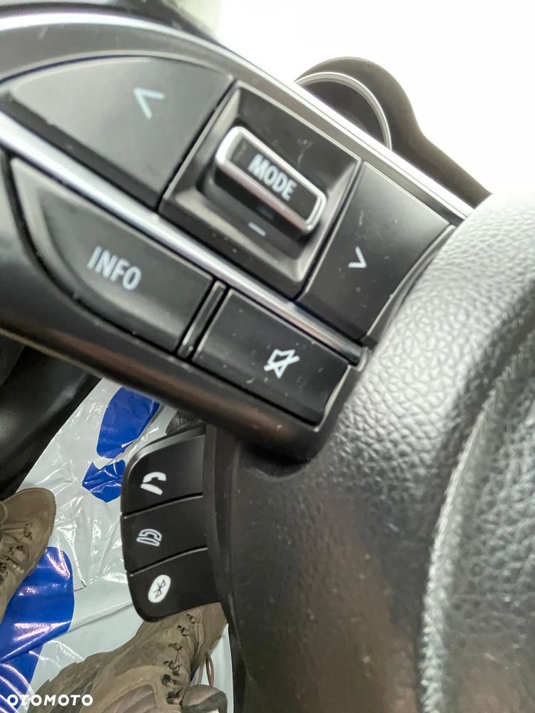 Suzuki Swift 1.2 Dualjet Allgrip Comfort - 25