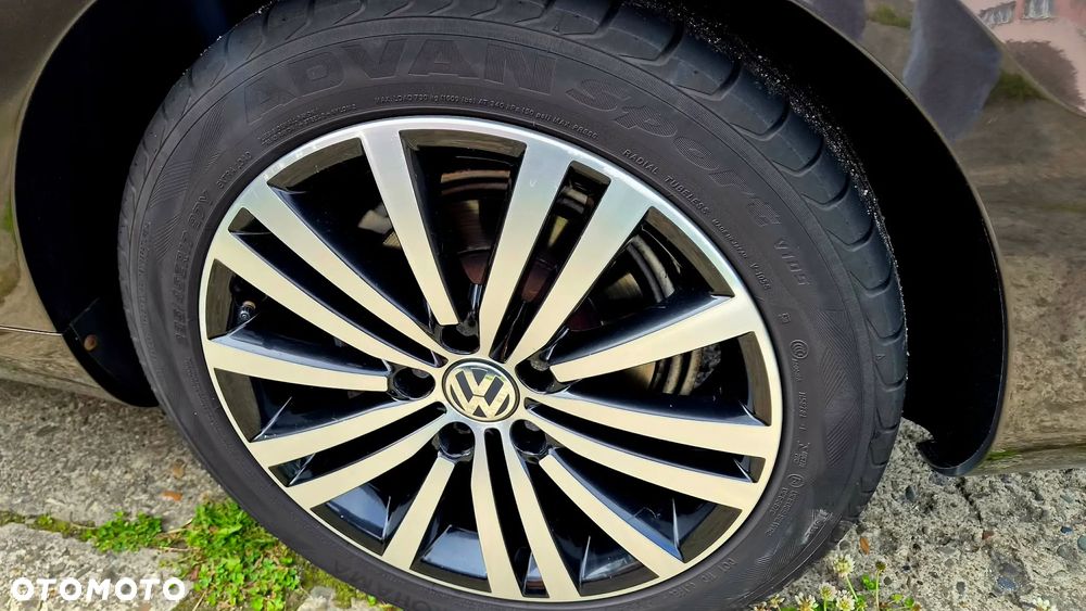 Volkswagen Passat 2.0 TDI Comfortline DSG - 6