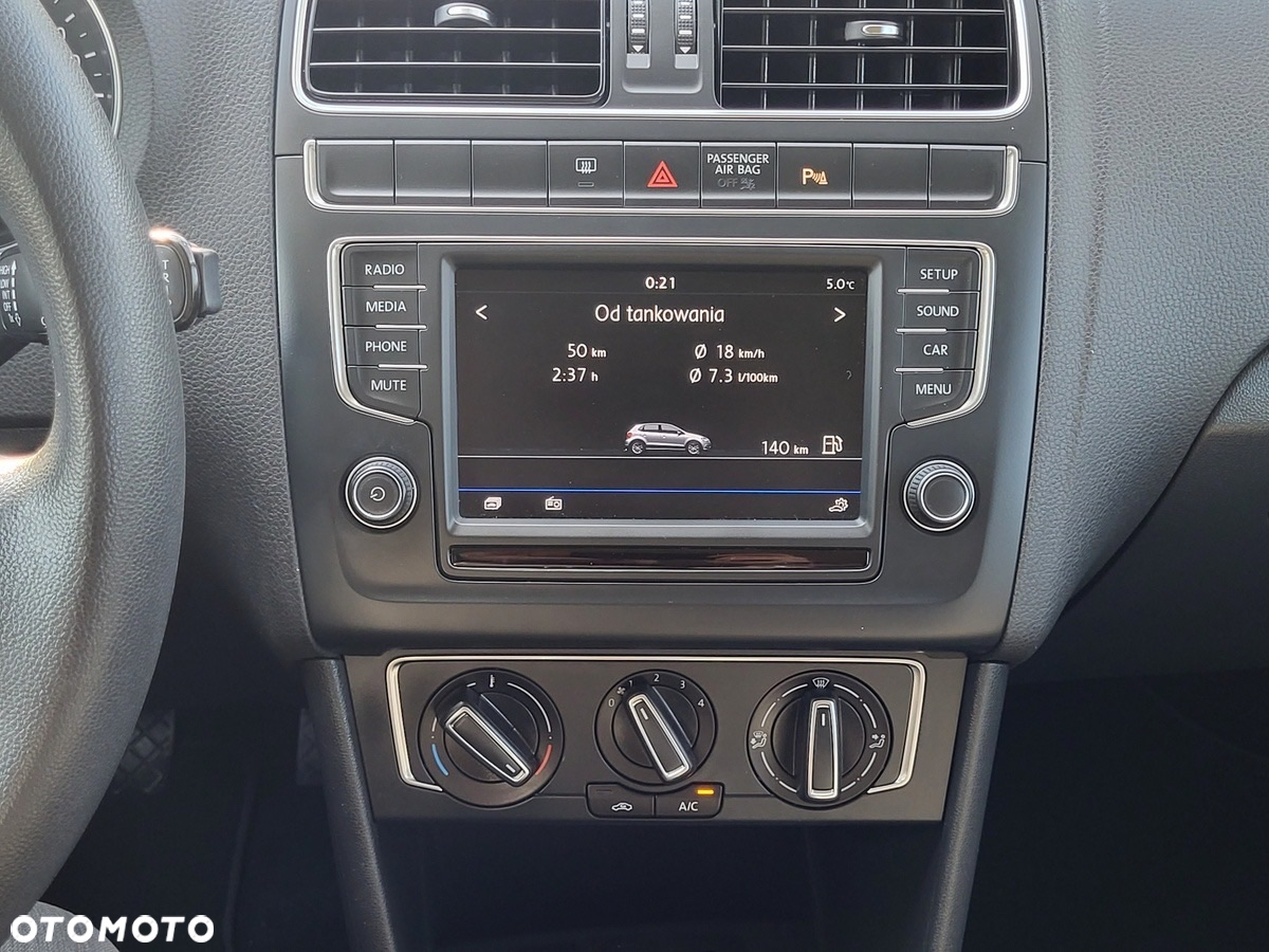 Volkswagen Polo - 18