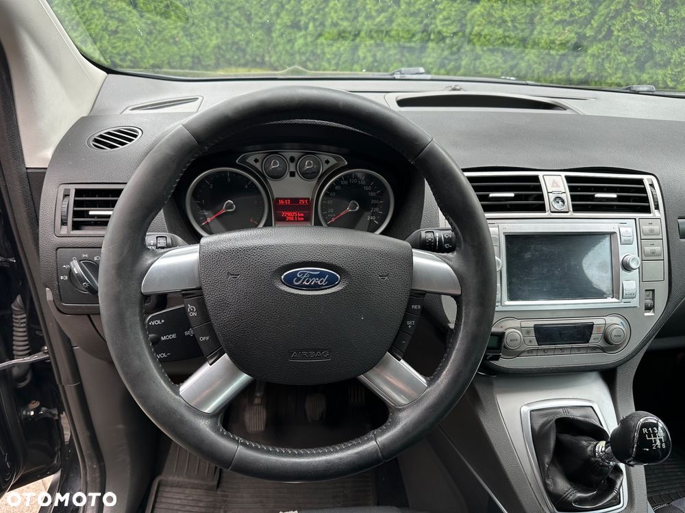 Ford Kuga 2.0 TDCi 2x4 Trend - 11