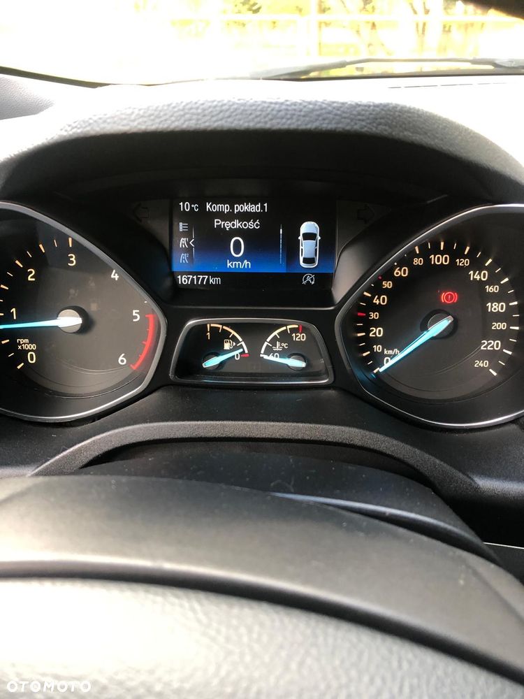 Ford Kuga - 6