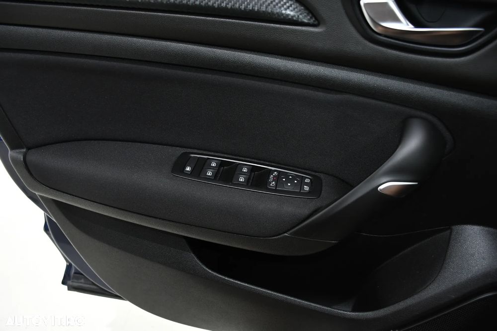 Renault Megane ENERGY dCi 110 INTENS - 25