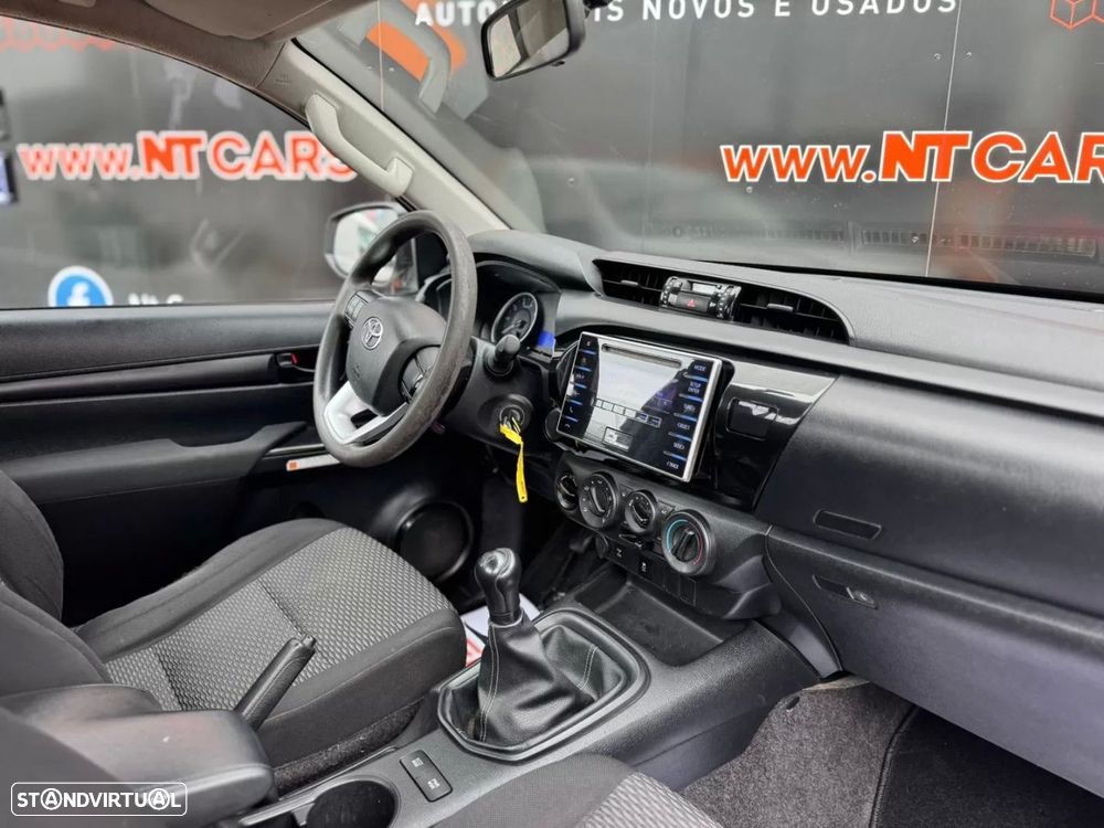 Toyota hilux 2.4 d-4d 4wd cs ch - 13