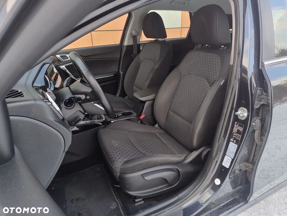 Kia Ceed 1.6 CRDi mHEV L Business Line - 9