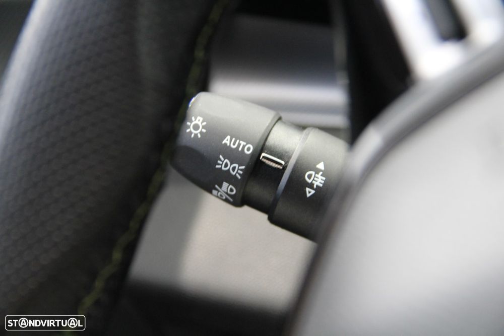 Peugeot 308 1.6 Hybrid GT e-EAT8 - 14