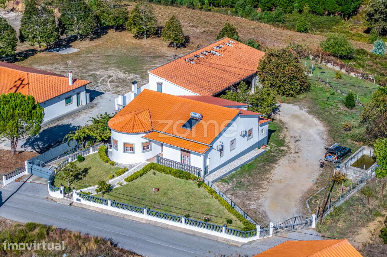 Moradia T4 com Anexos + de 3.000m2 Terreno |Pedrogão Grande - Grande imagem: 4/40