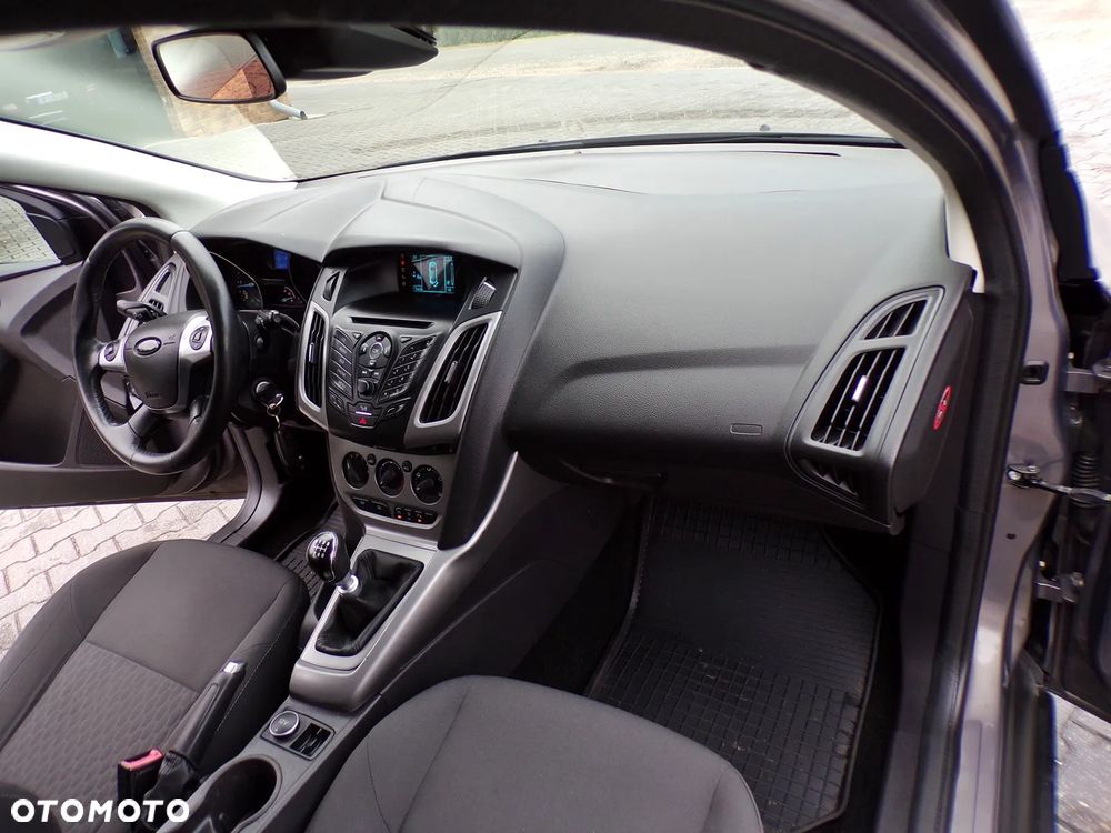 Ford Focus 1.6 TDCi Edition - 16
