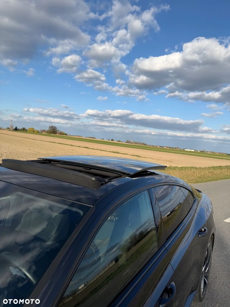 Volkswagen Arteon 2.0 TDI R-Line DSG - 8