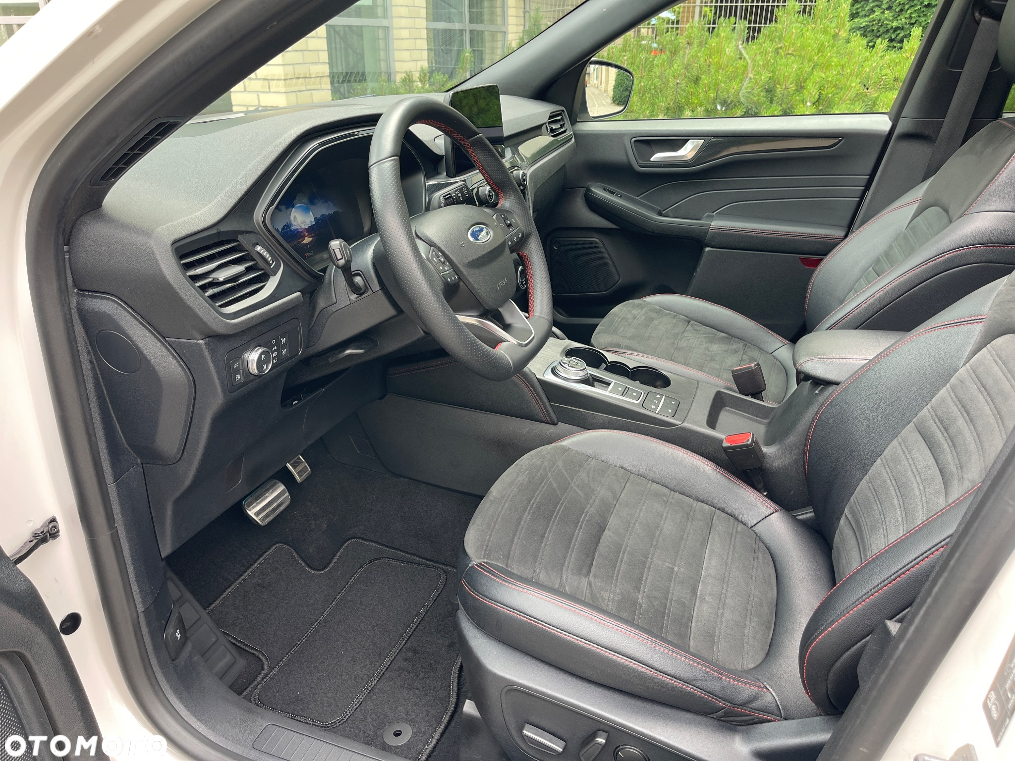 Ford Kuga 2.5 Duratec PHEV ST-LINE X - 20