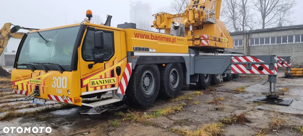 Liebherr LTM 1300 6-2 - 2