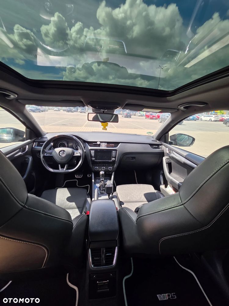 Skoda Octavia 2.0 TDI RS DSG - 19