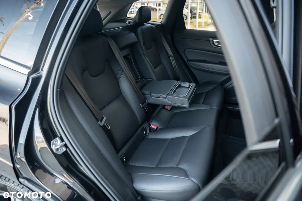 Volvo XC 60 B4 D Geartronic Inscription - 36