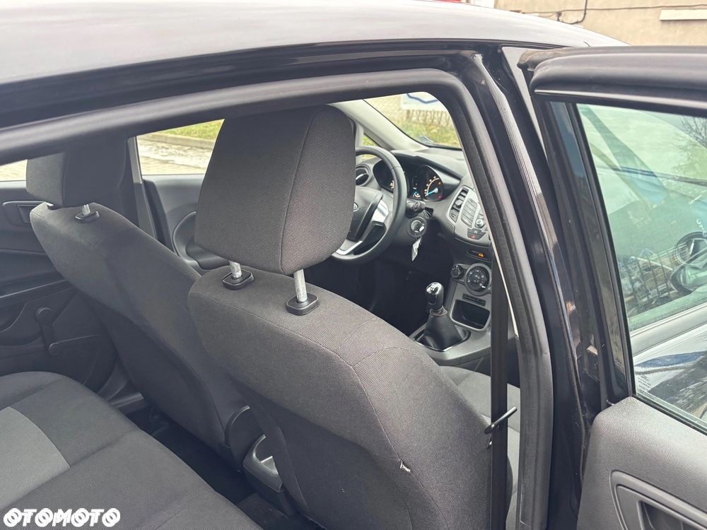Ford Fiesta 1.25 Ambiente EU5 - 21