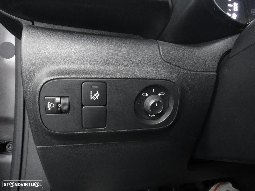 Citroën C3 Pure Tech Shine - 17