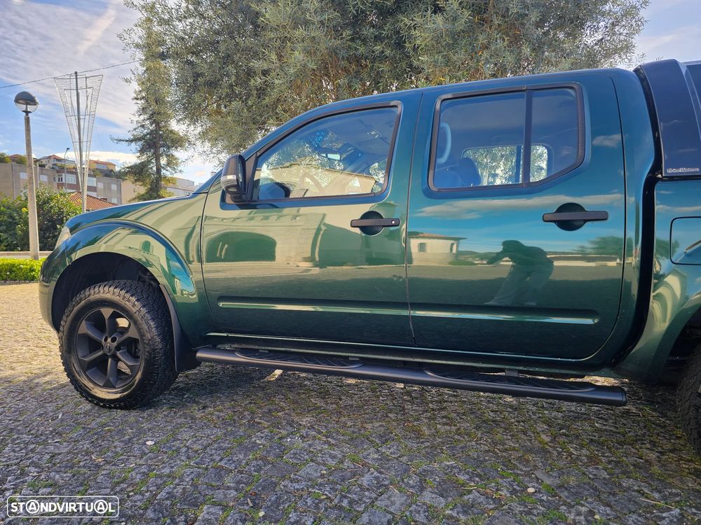 Nissan Navara 2.5 dCi CD LE Hi-Tech 4WD - 14