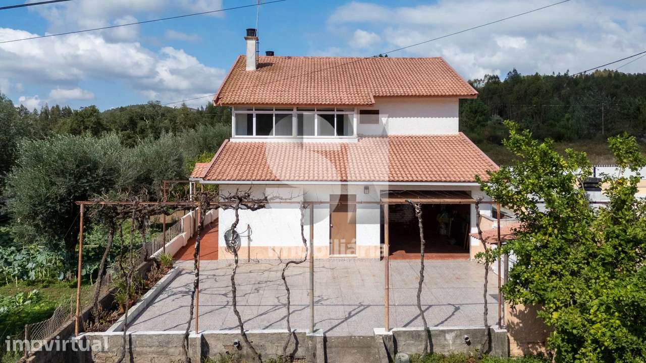 Moradia T5 em Vila Nova de Poiares - Grande imagem: 4/50