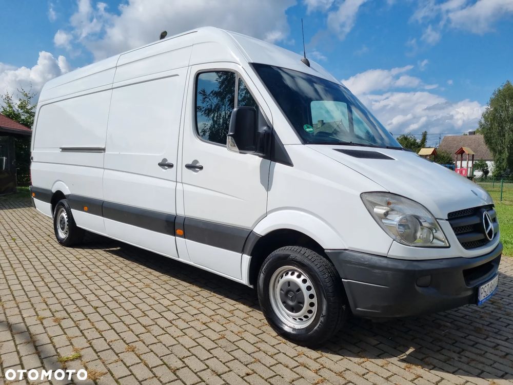 Mercedes-Benz Sprinter - 3