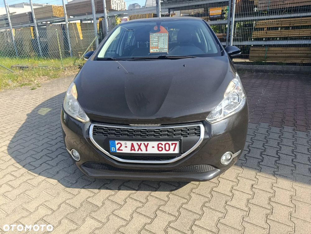 Peugeot 208 82 VTI Allure - 9