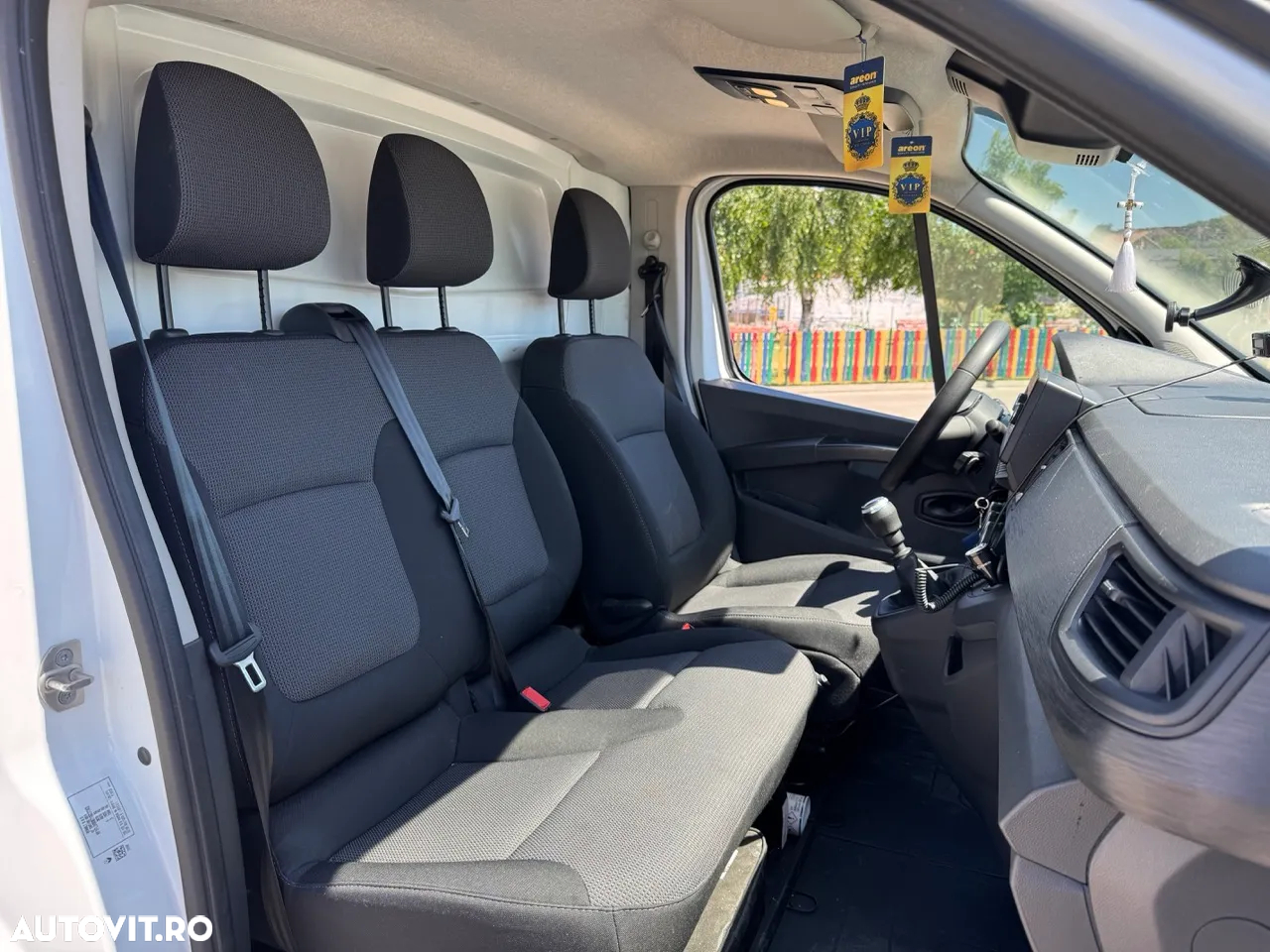 Renault Trafic - 7
