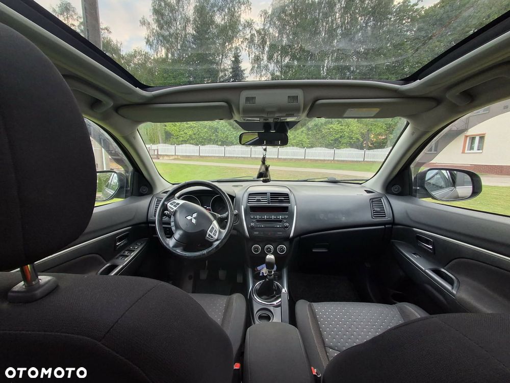Mitsubishi ASX - 12