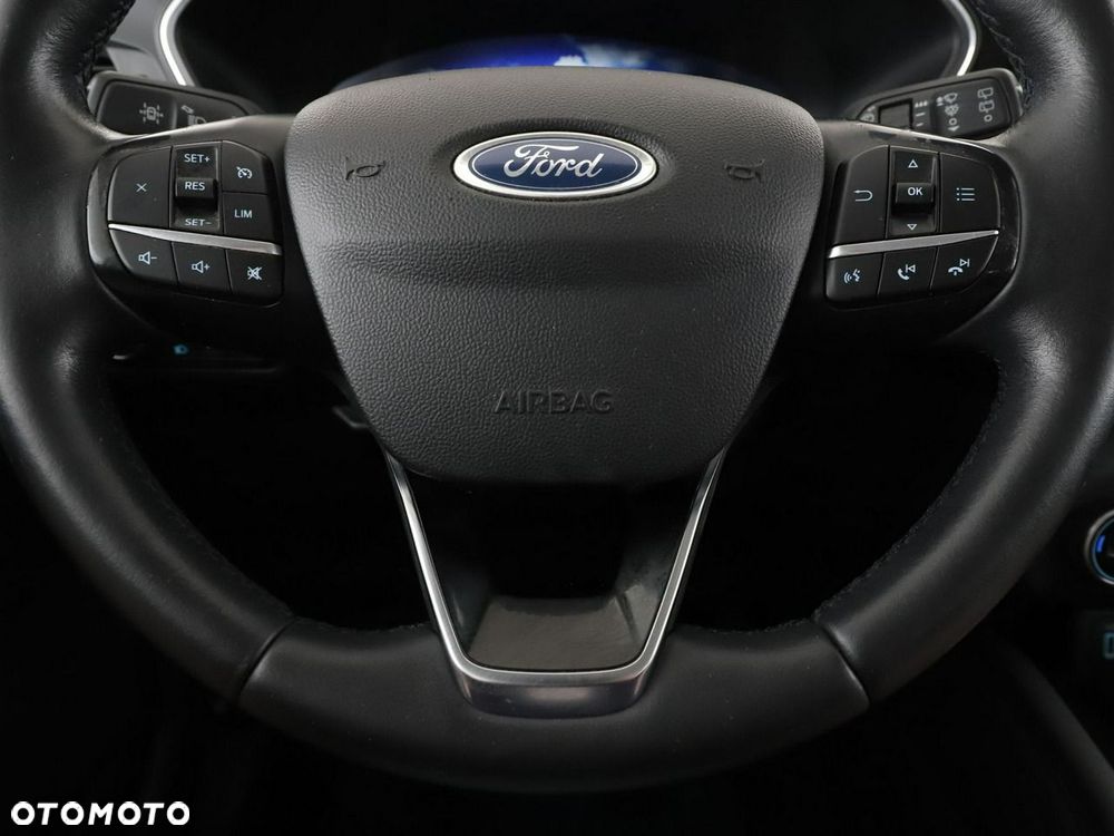 Ford Kuga 2.0 TDCi 4x2 Titanium - 22