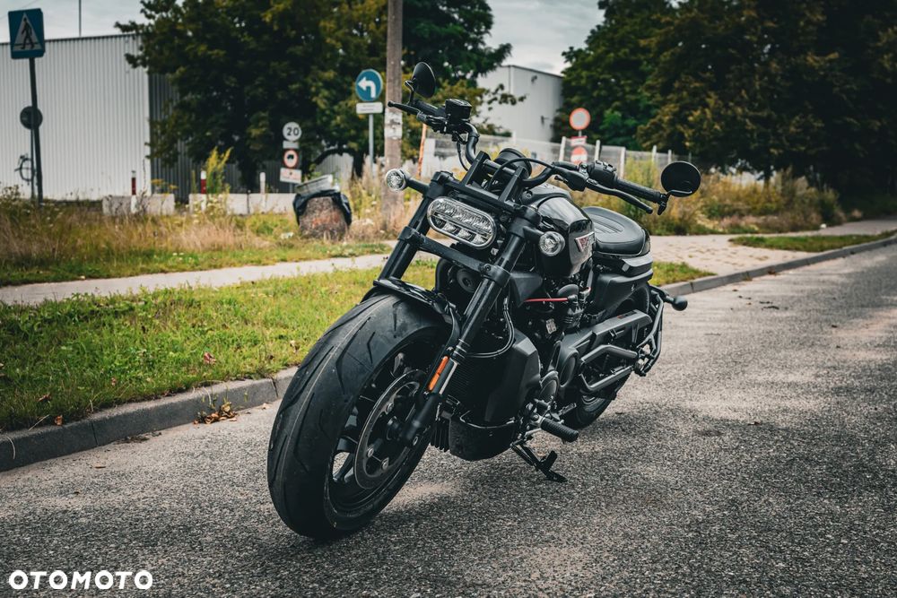 Harley-Davidson Sportster - 3