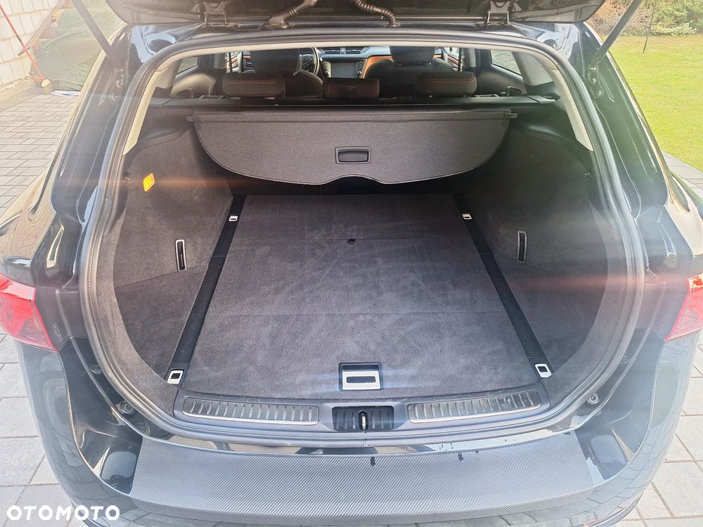 Toyota Avensis 2.0 D-4D Active Business - 6