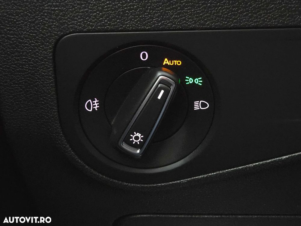 Volkswagen Tiguan 2.0 TDI SCR 4MOTION DSG Life - 30