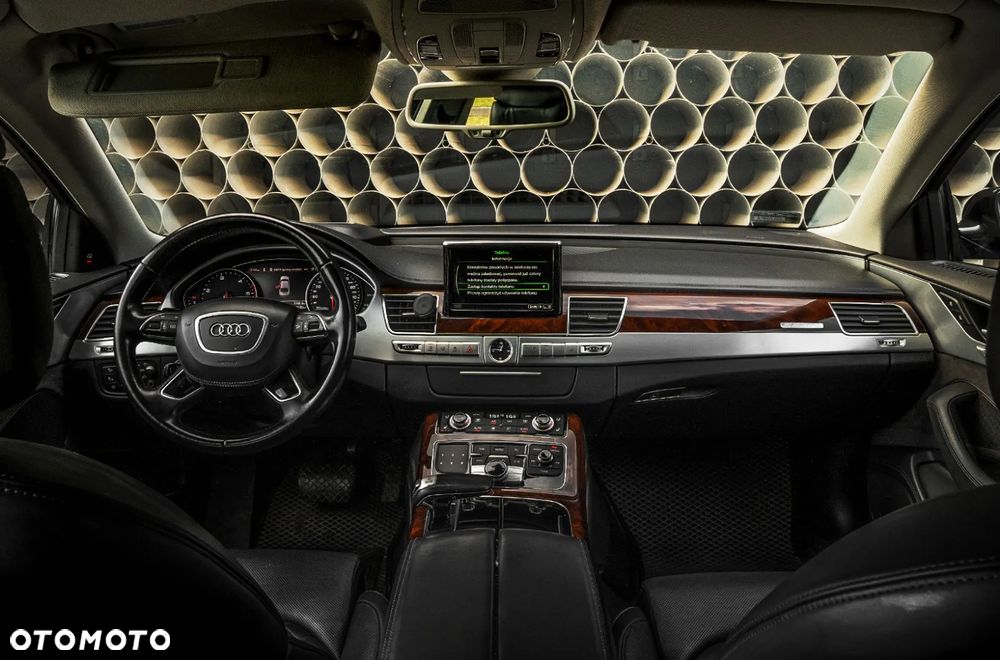 Audi A8 4.2 TDI DPF (clean diesel) quattro tiptronic - 20