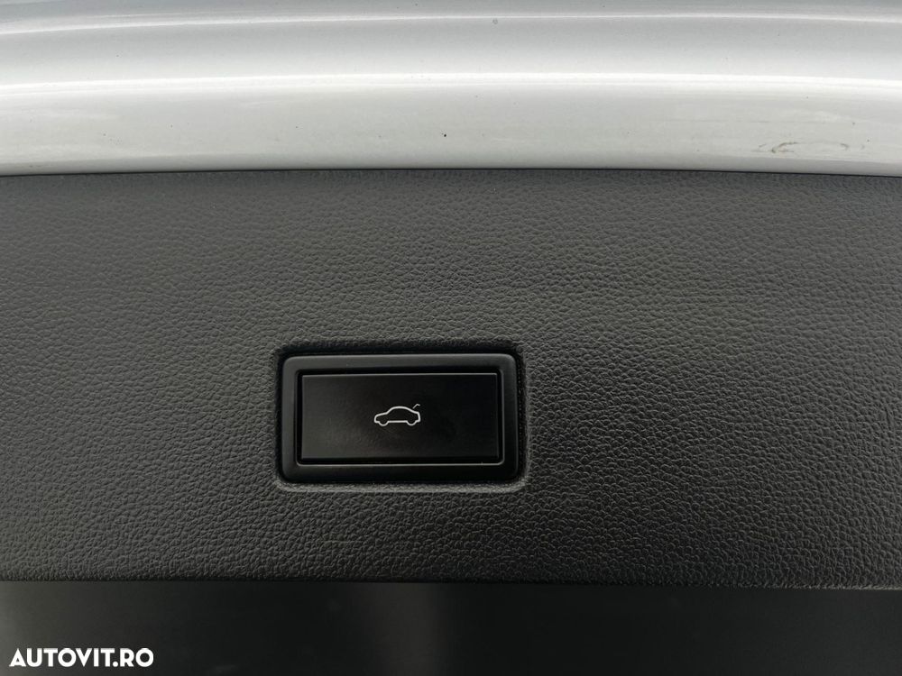 Volkswagen T-Roc - 15