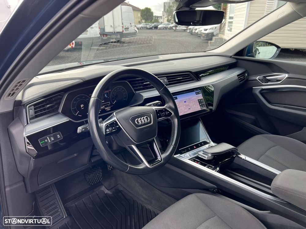Audi e-tron 55 quattro - 7