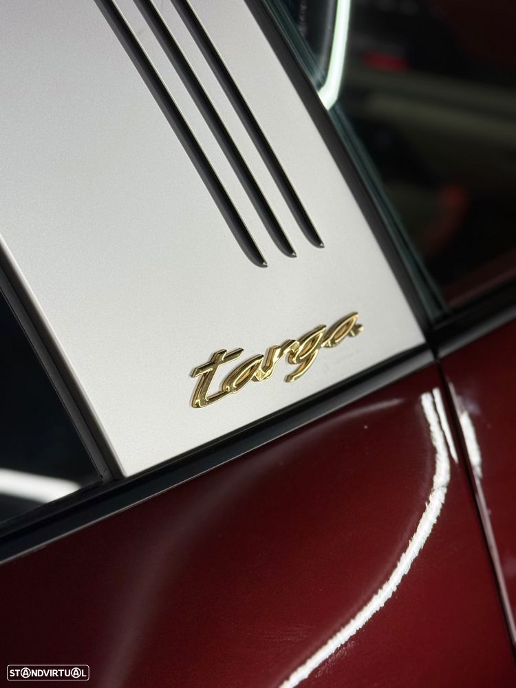Porsche 911 (992) Targa 4S Heritage Design - 26