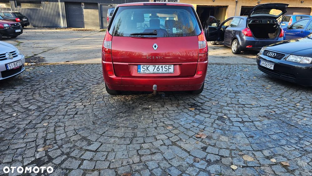 Renault Scenic 1.6 16V Emotion - 6
