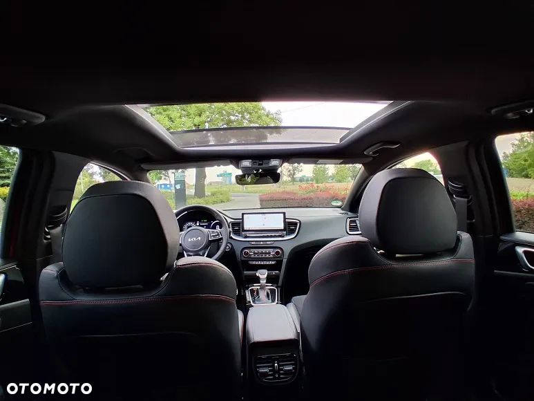 Kia ProCeed 1.6 T-GDI GT DCT - 23
