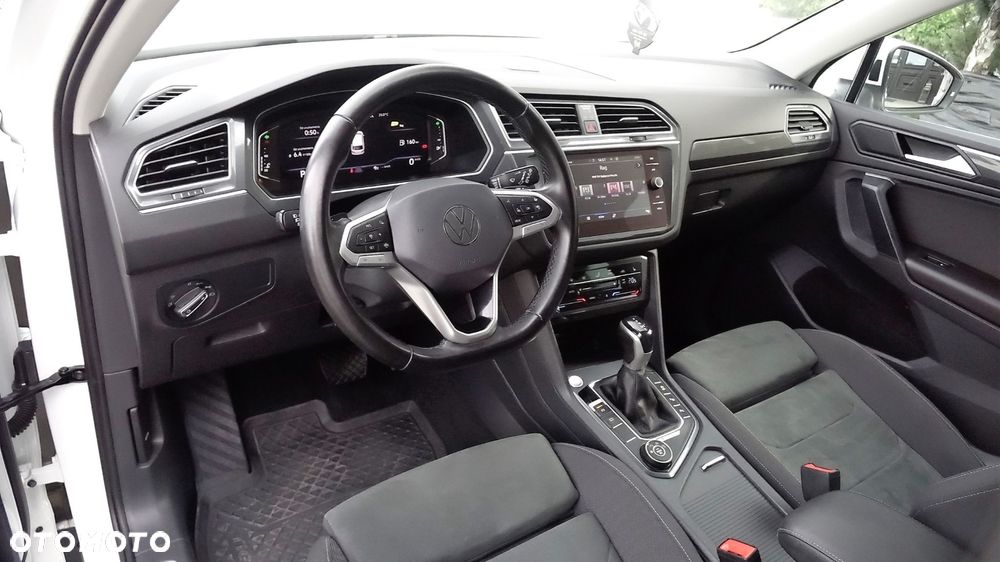 Volkswagen Tiguan - 5