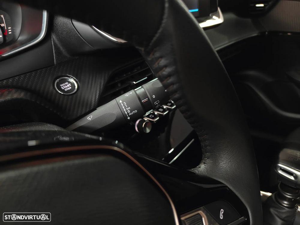 Peugeot 208 1.2 PureTech Allure Pack - 46