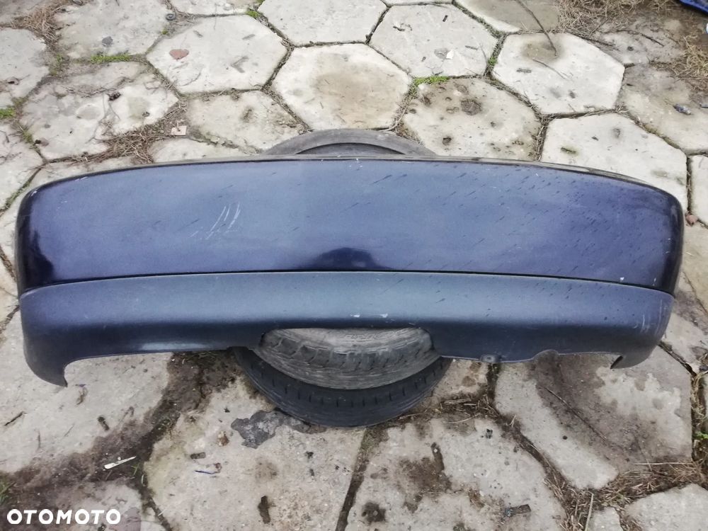 AUDI A3 8L ZDERZAK TYŁ TYLNY