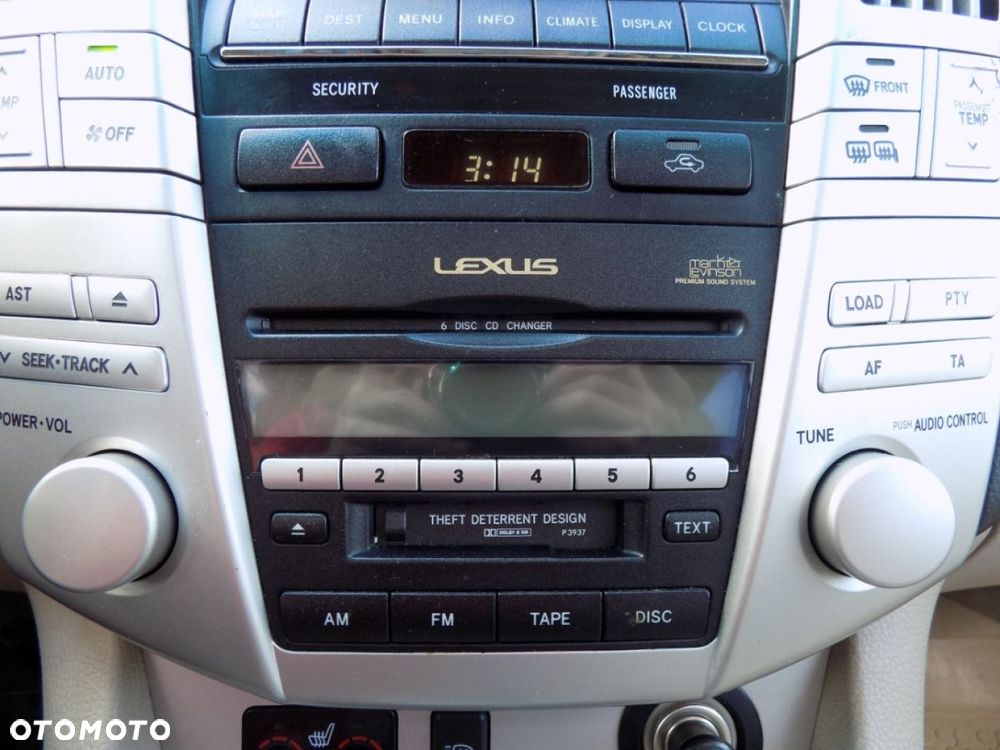 Lexus RX - 16