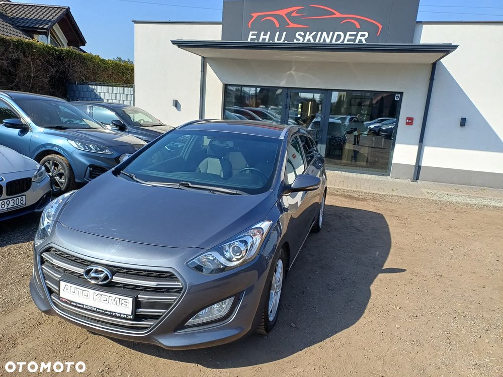 Hyundai i30 blue Kombi 1.6 GDi Passion - 3