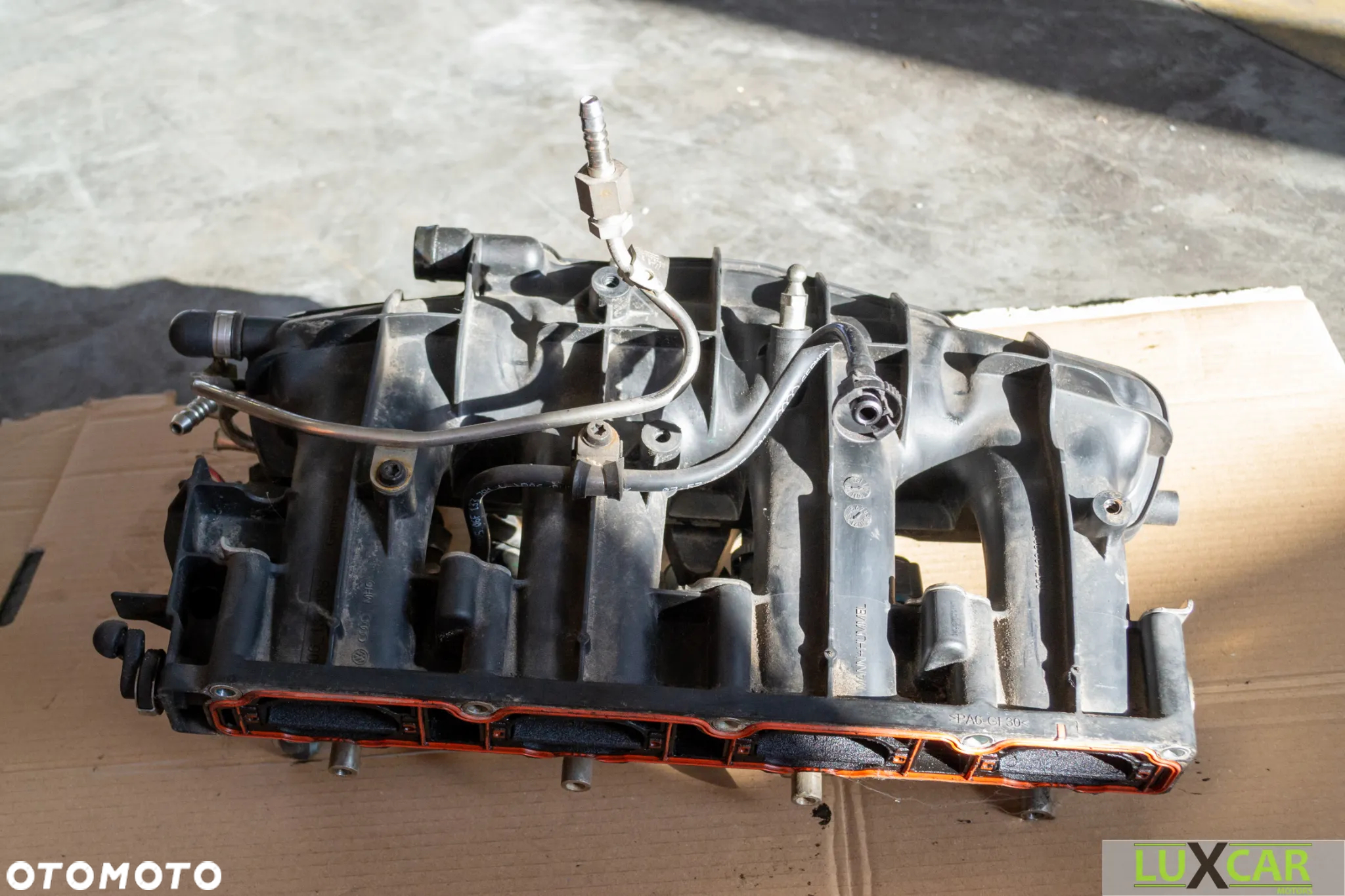 AUDI A4 B7 KOLEKTOR SSĄCY DOLOTOWY LISTWA WTRYSKOWA 2.0 TFSI 06F133317L - 6