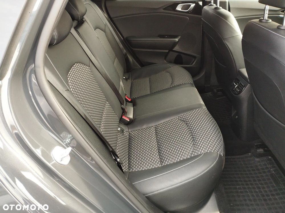 Kia Ceed 1.5 T-GDI Tribute - 21