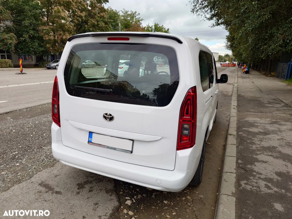 Toyota Proace City Verso 1.5 D-4D 102CP 6MT 4+1 L2 Comfort - 2