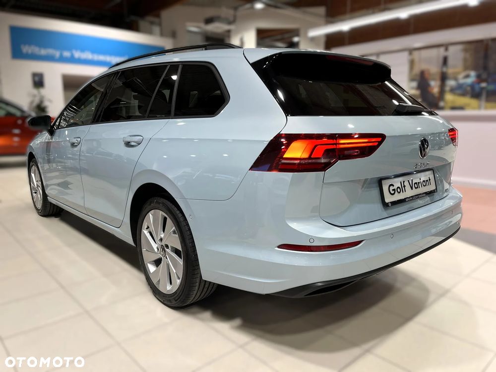 Volkswagen Golf Variant - 37