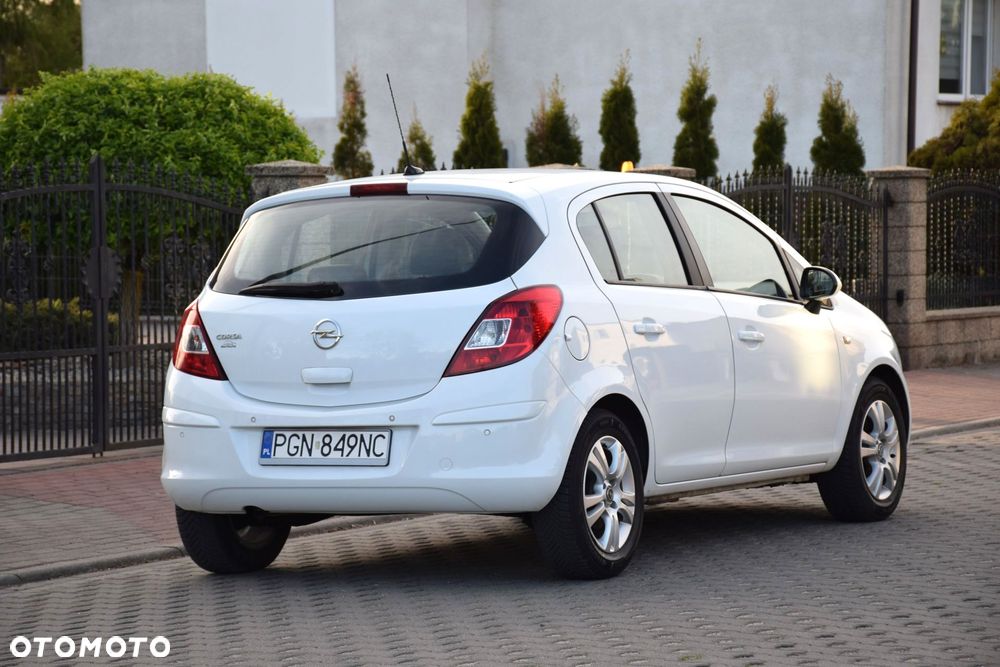Opel Corsa 1.4 16V Edition - 7