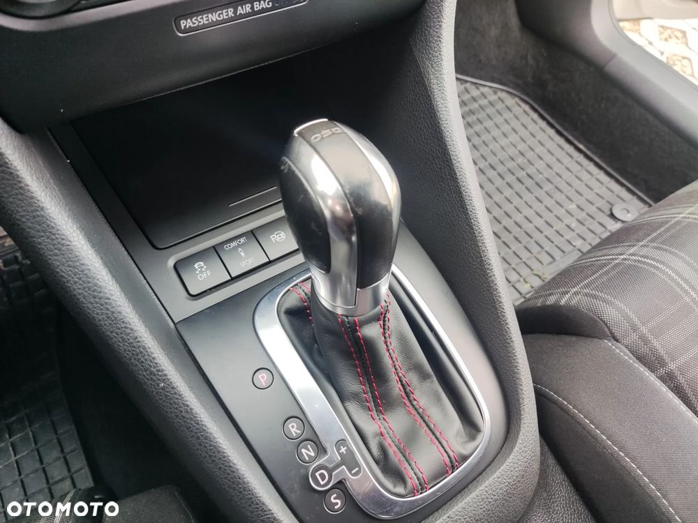 Volkswagen Golf 2.0 TDI DPF DSG GTD - 10
