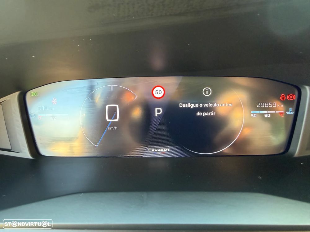 Peugeot 208 1.2 Hybrid Allure e-DCS6 - 13
