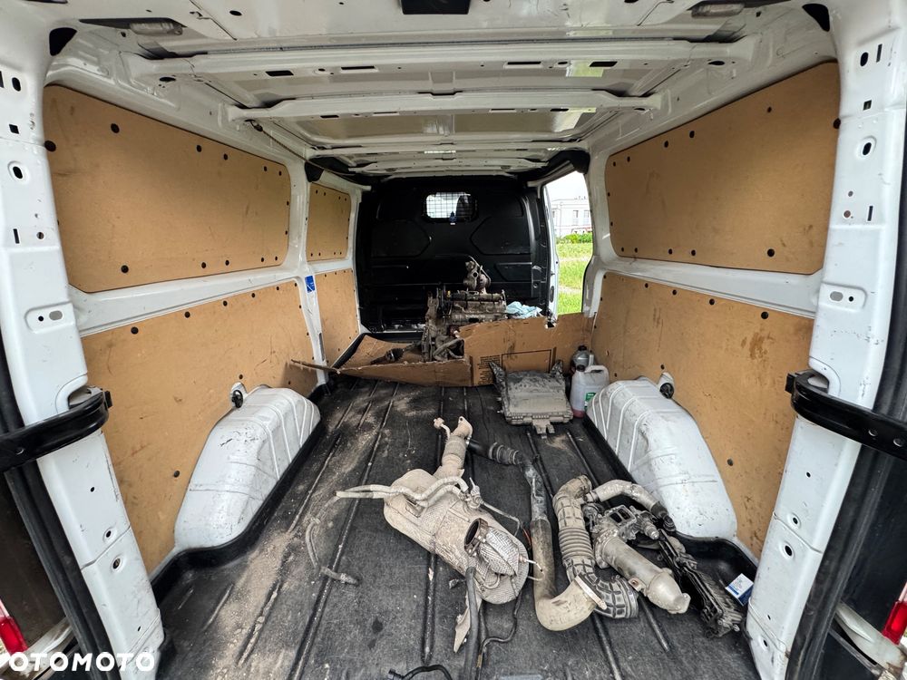 Ford Transit Custom - 16